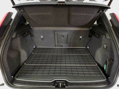 2026 Volvo XC40 Plus