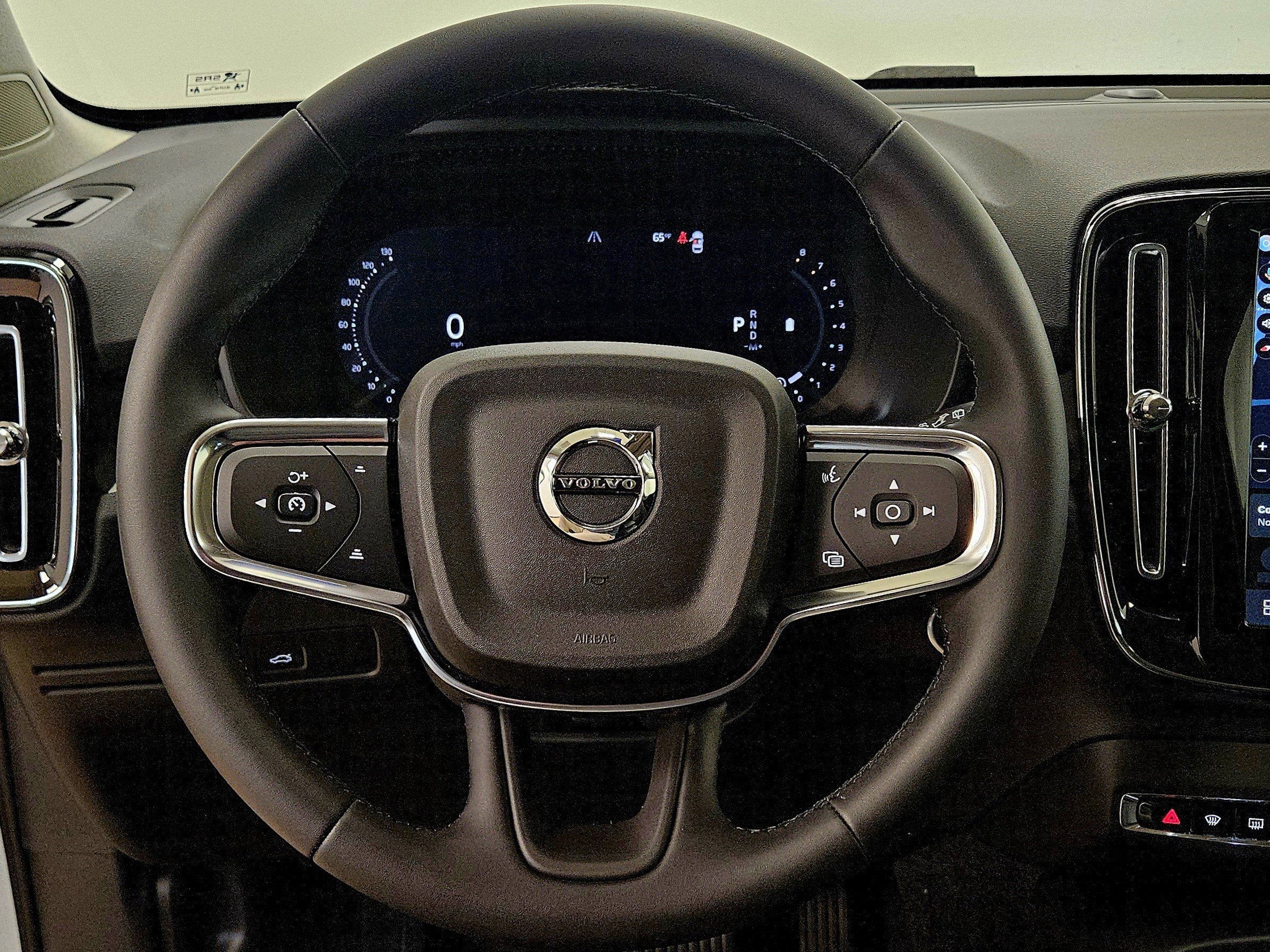 2026 Volvo XC40 Plus