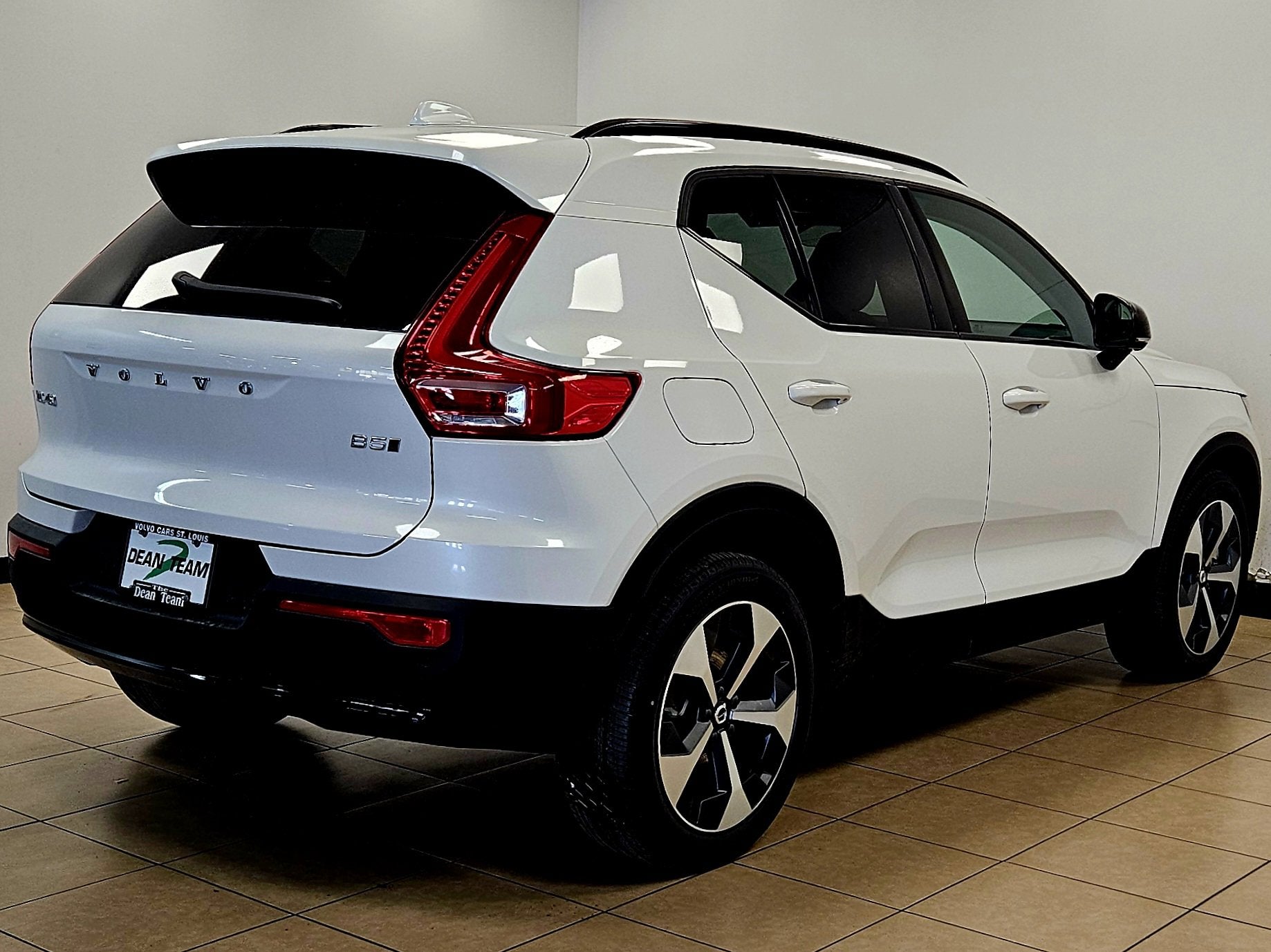 2026 Volvo XC40 Plus