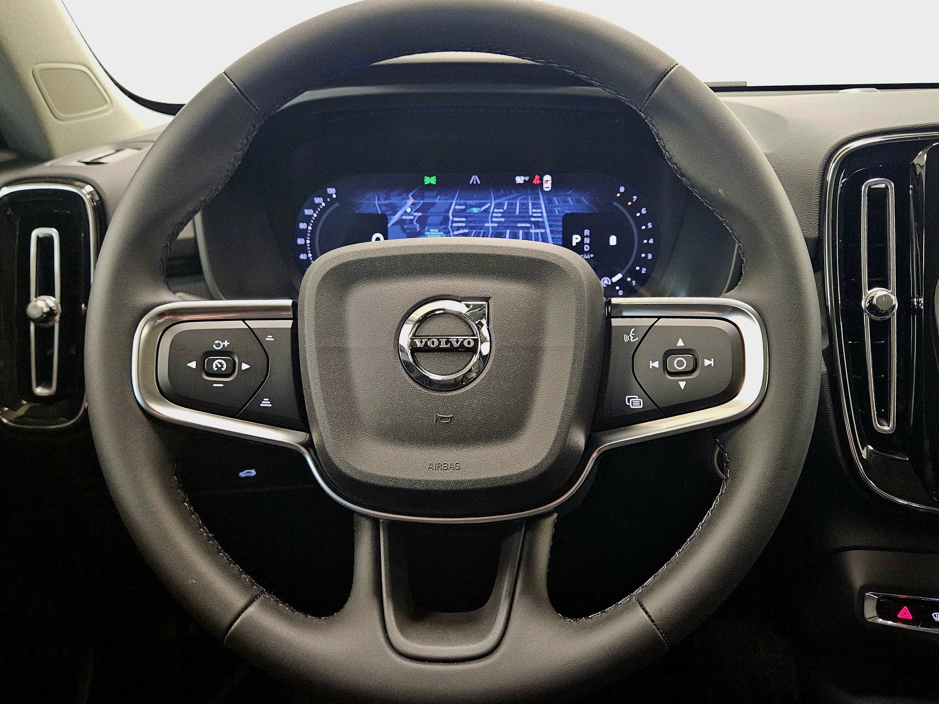 2026 Volvo XC40 Plus