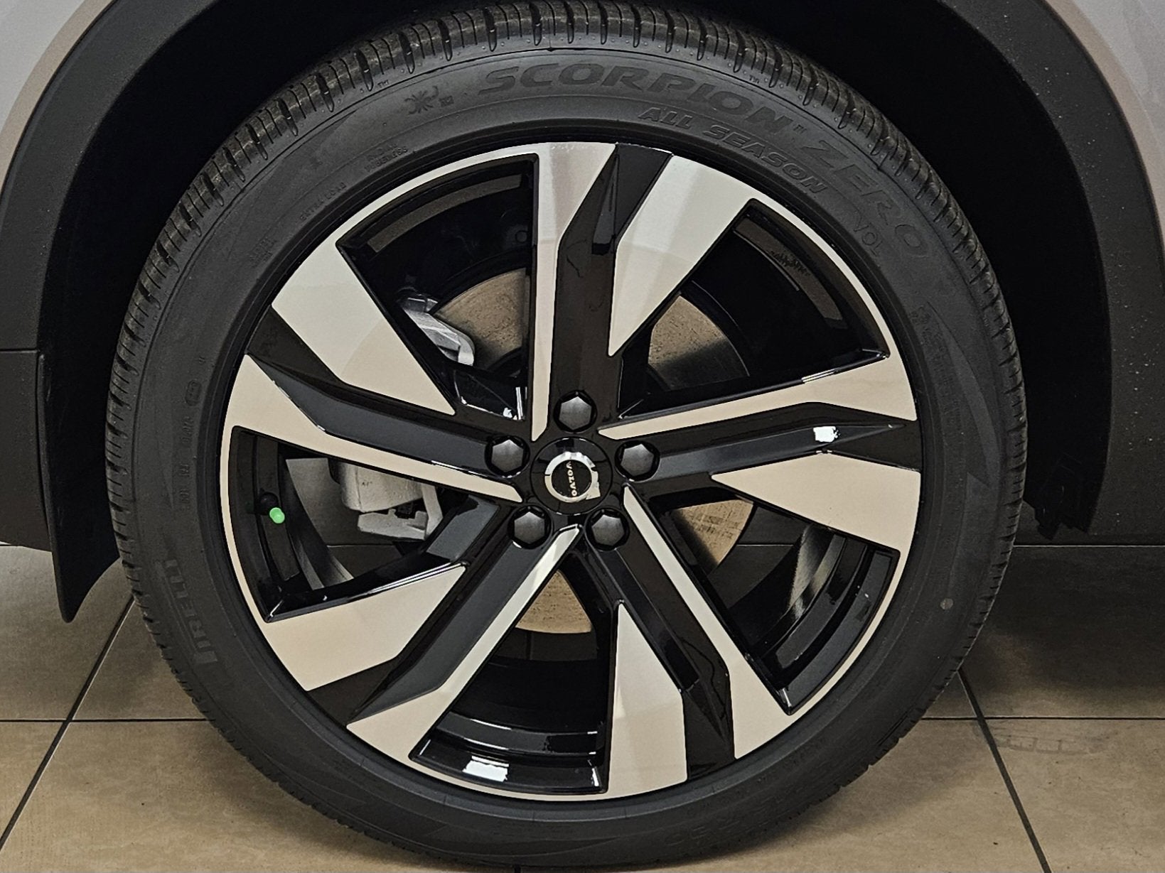 2026 Volvo XC40 Plus