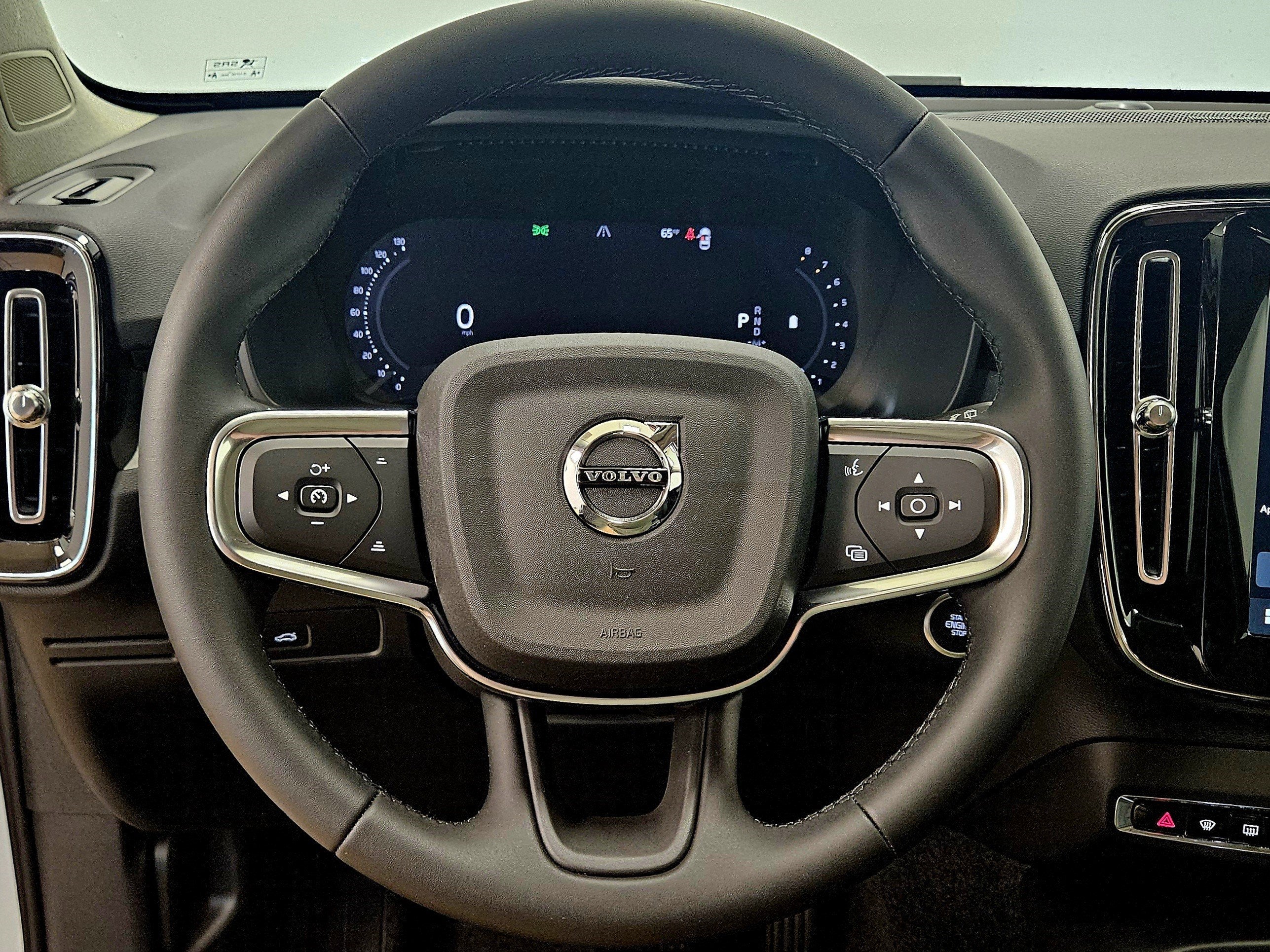 2026 Volvo XC40 Ultra