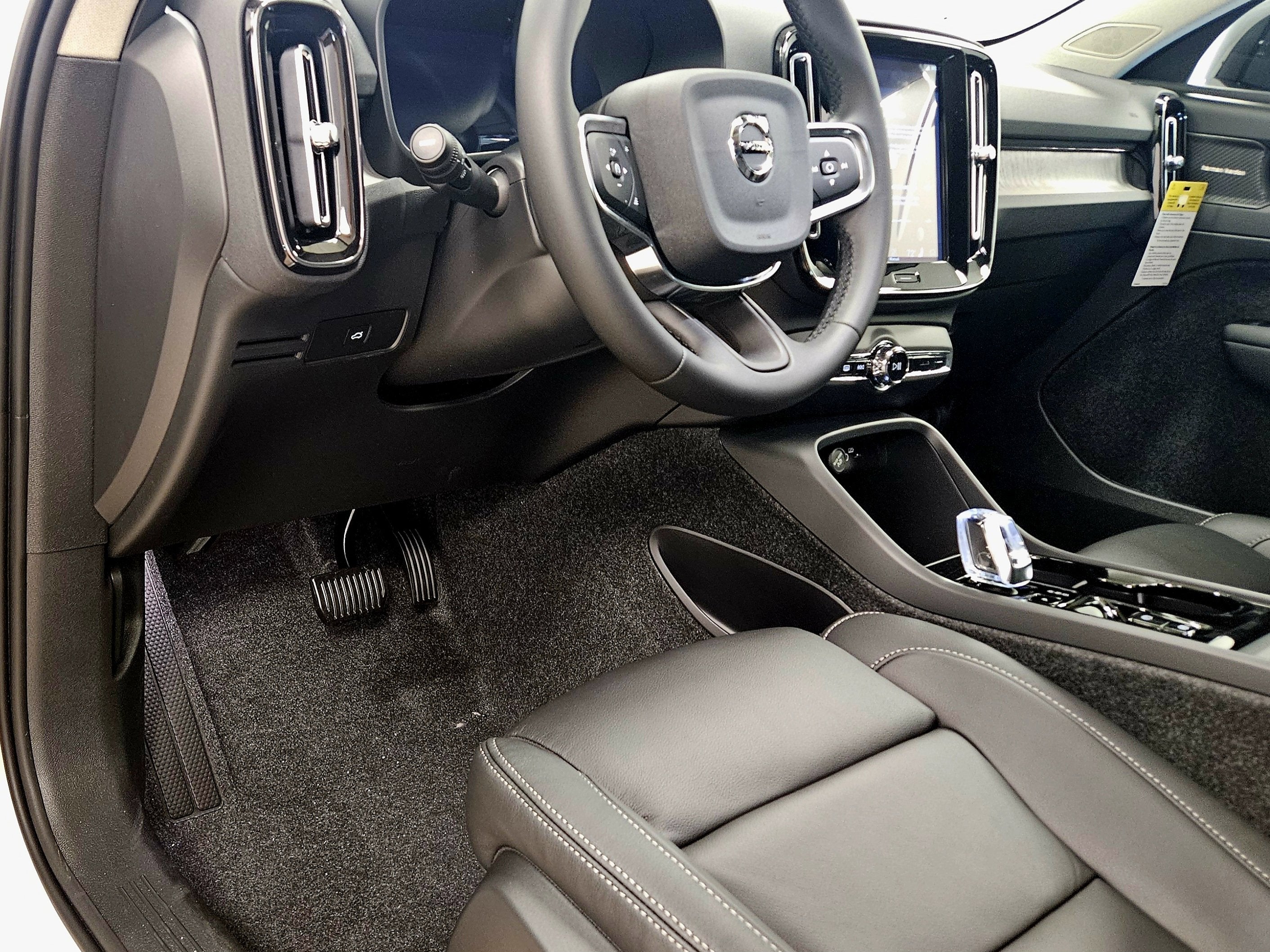 2026 Volvo XC40 Ultra