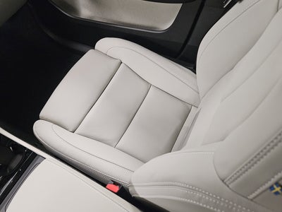 2026 Volvo XC40 Ultra