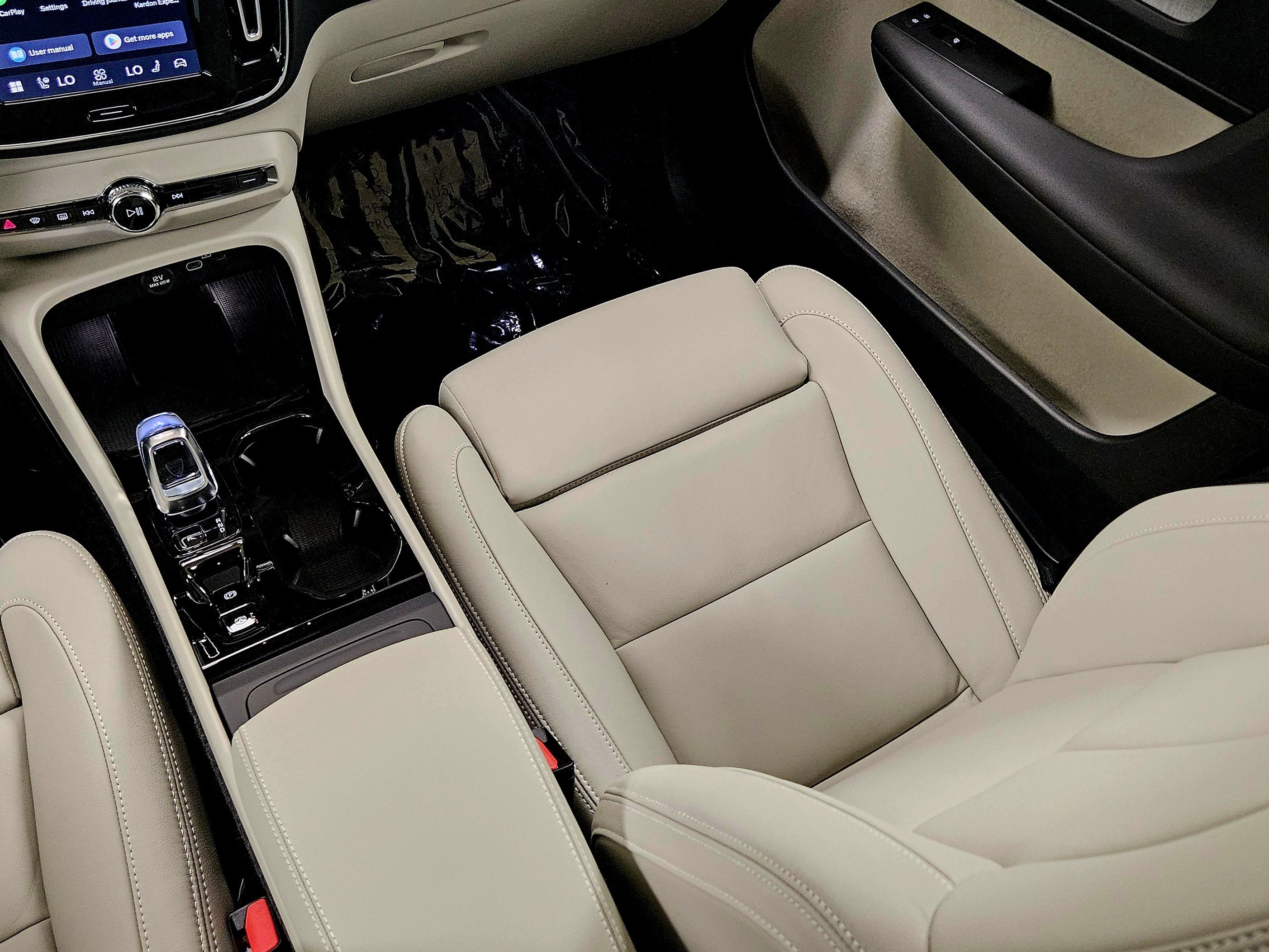 2026 Volvo XC40 Ultra