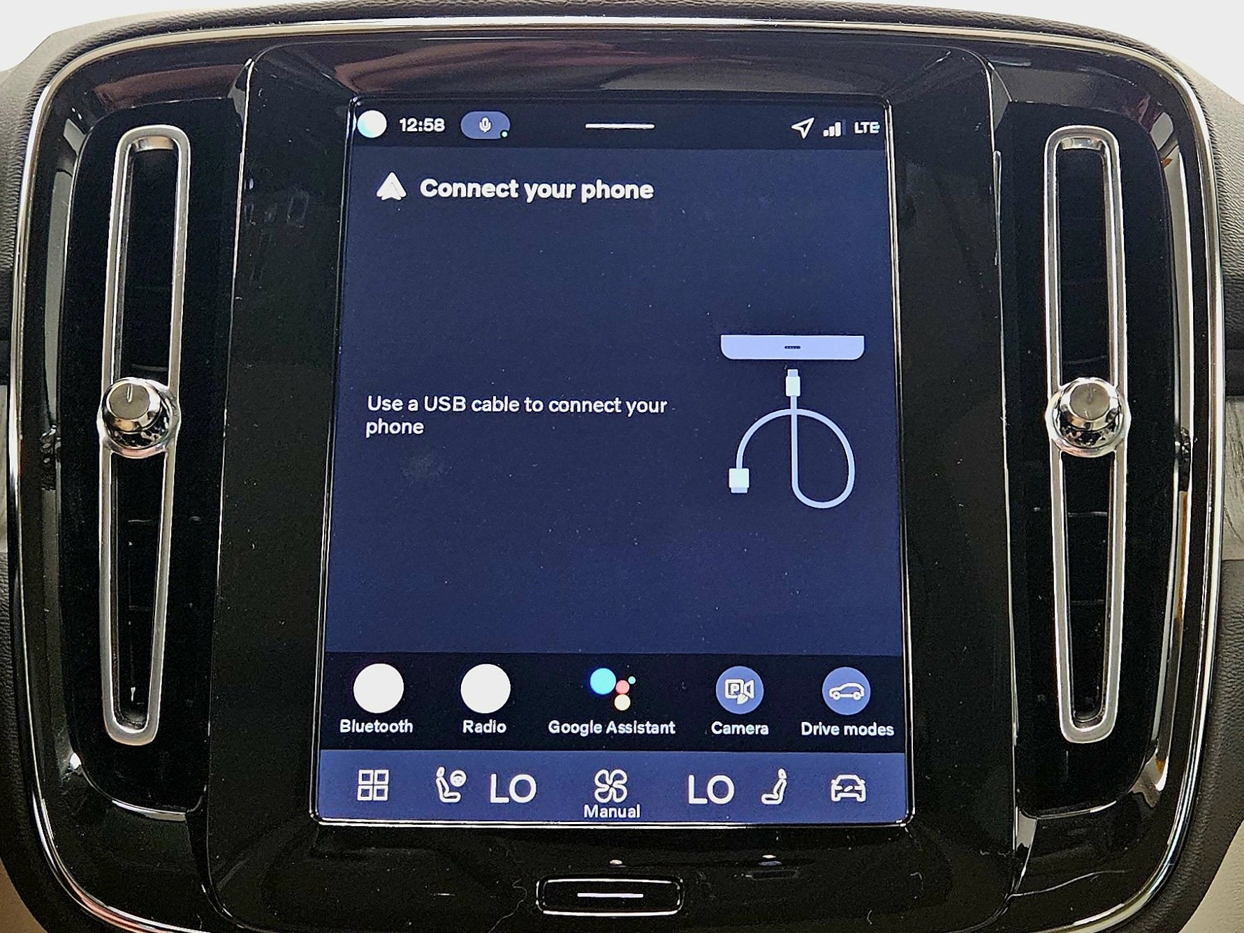 2026 Volvo XC40 Ultra