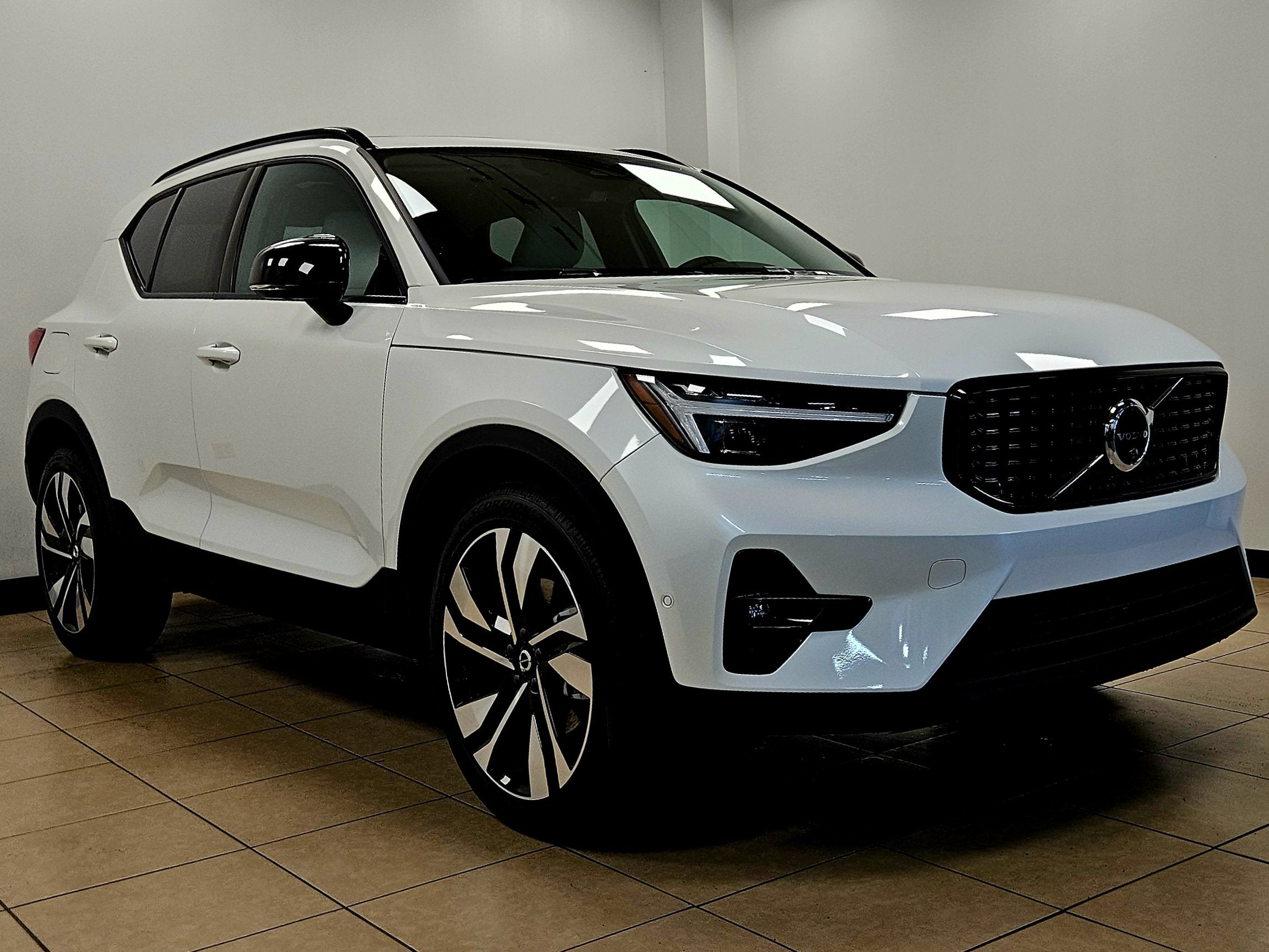 2026 Volvo XC40 Ultra