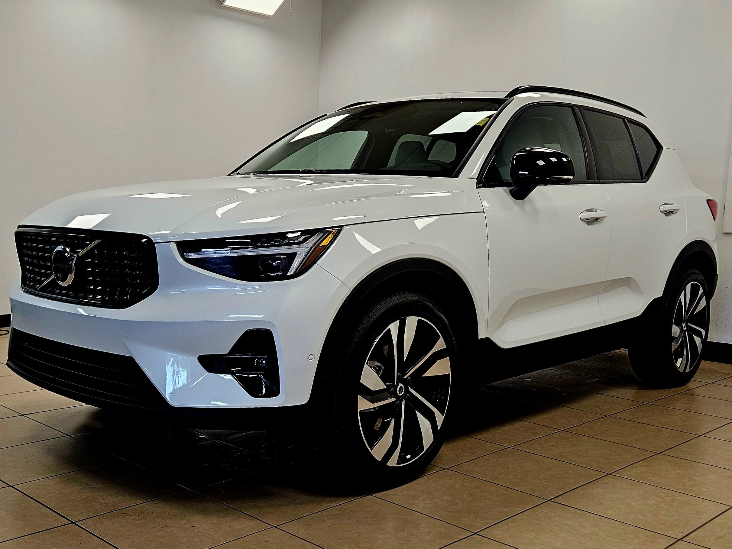 2026 Volvo XC40 Ultra
