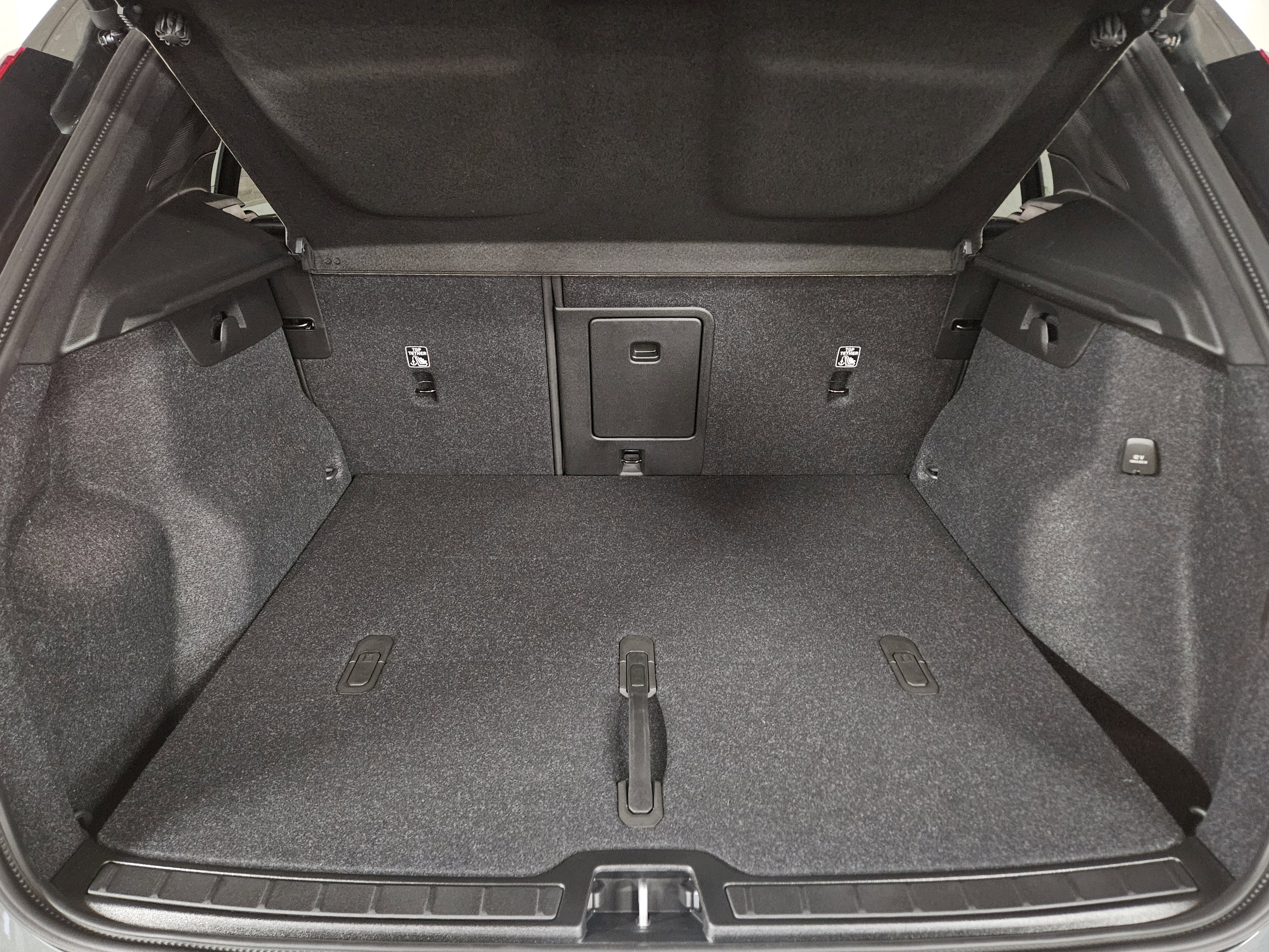 2026 Volvo XC40 Ultra