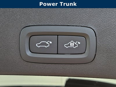 2026 Volvo XC40 Ultra