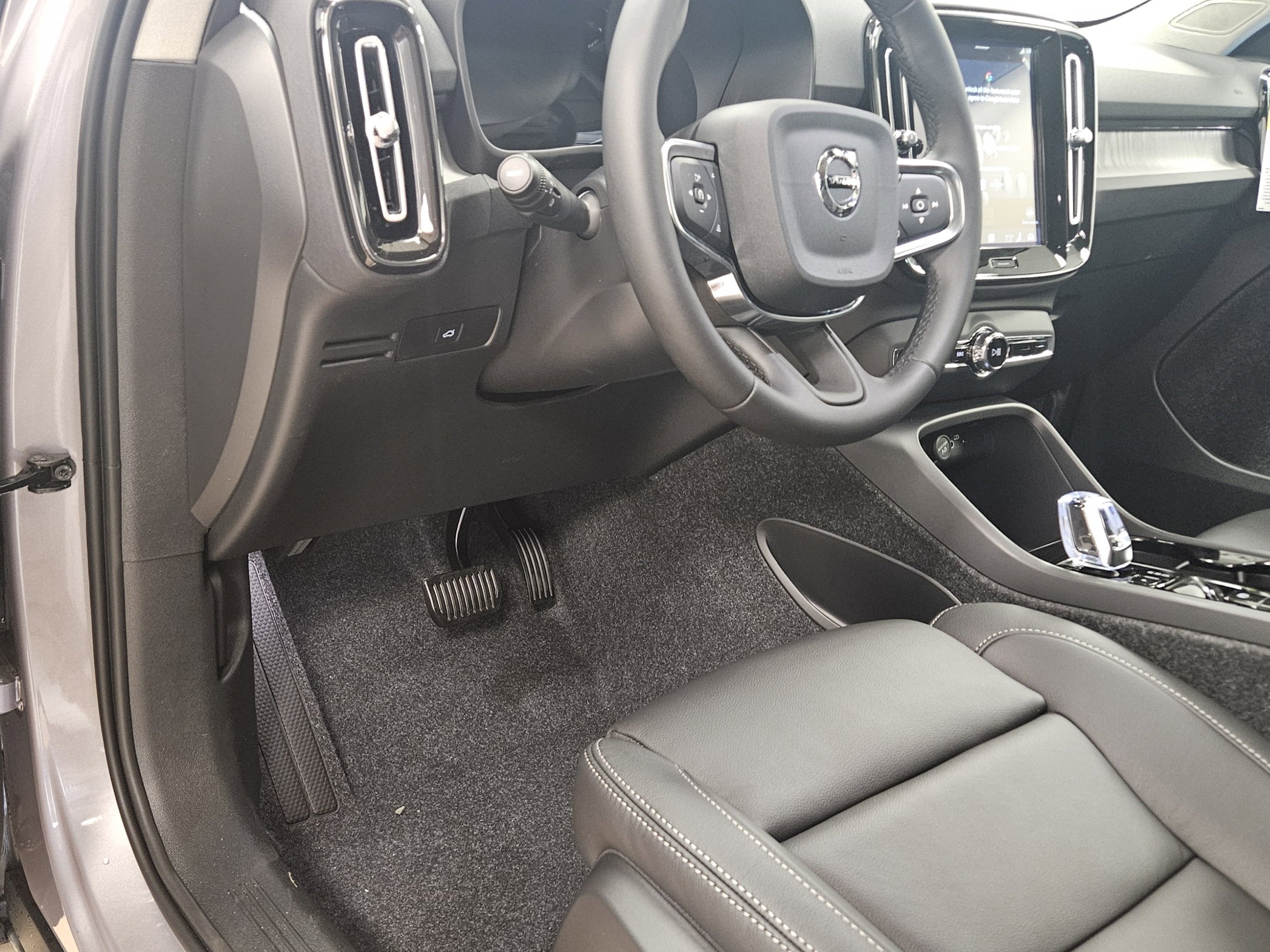 2026 Volvo XC40 Ultra