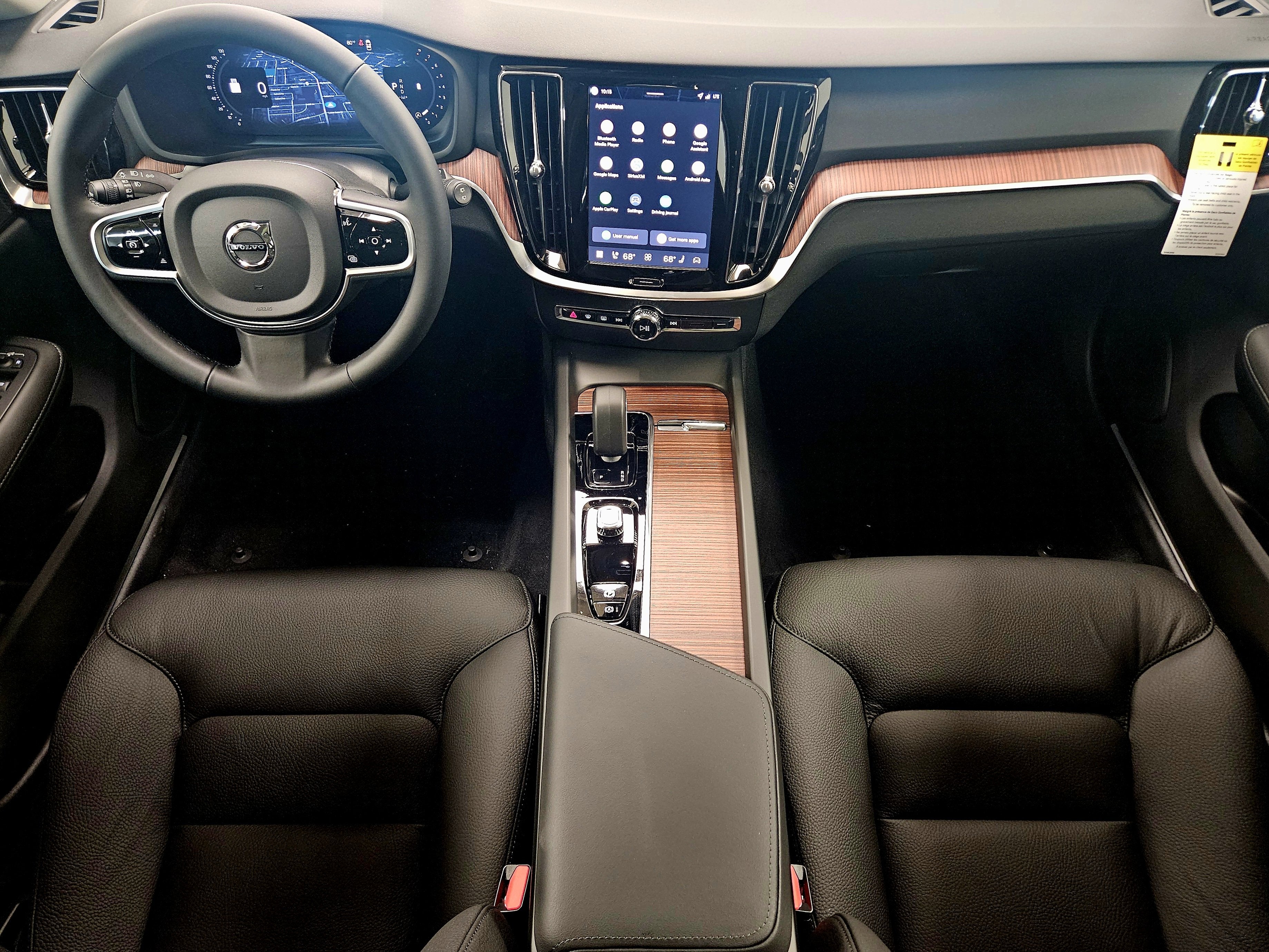 2026 Volvo V60 Cross Country Plus