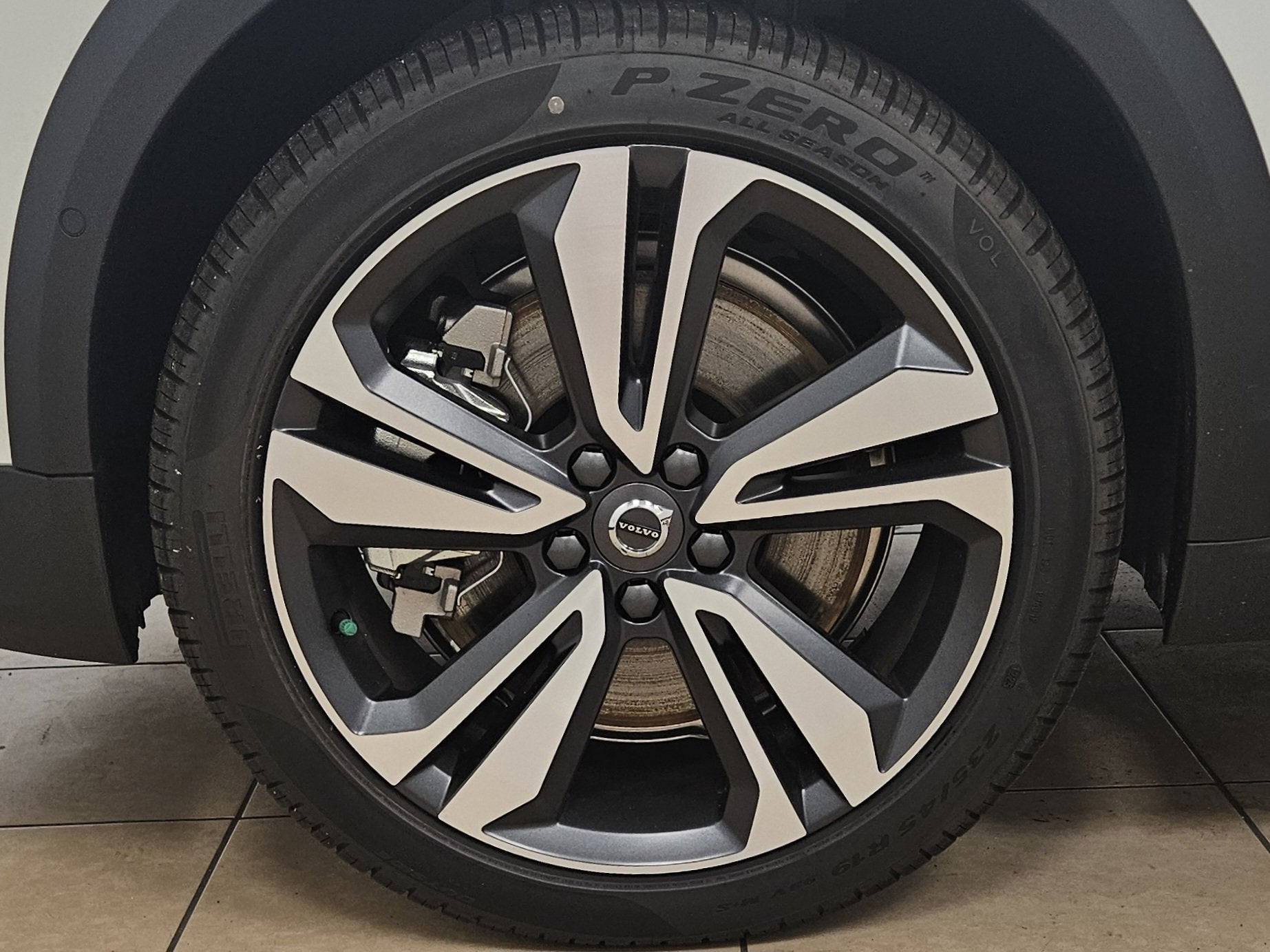 2026 Volvo V60 Cross Country Plus