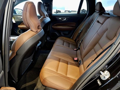 2026 Volvo V60 Cross Country Plus