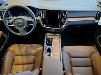 2026 Volvo V60 Cross Country Plus