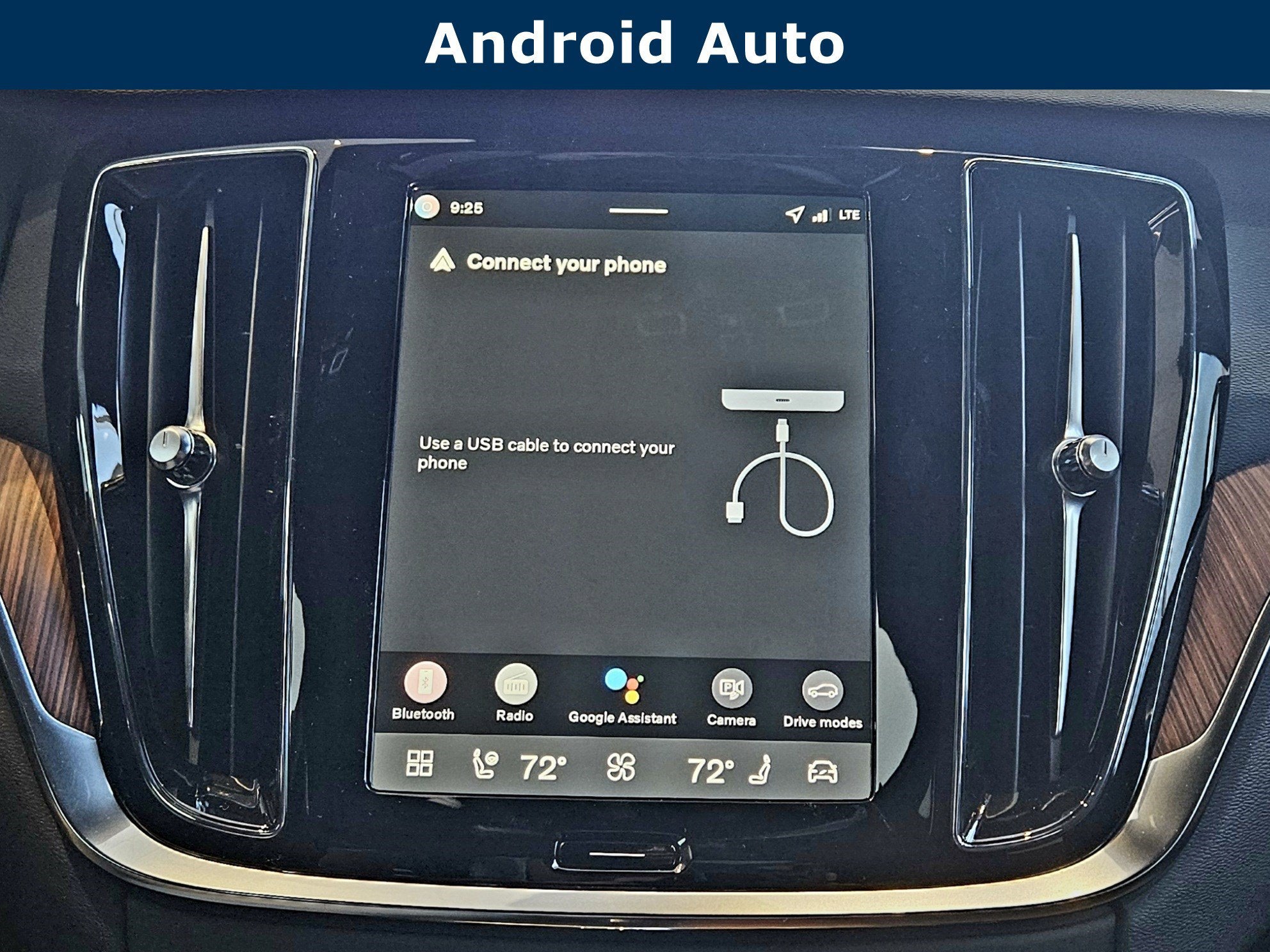 2026 Volvo V60 Cross Country Plus