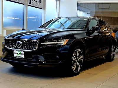 2026 Volvo V60 Cross Country Plus