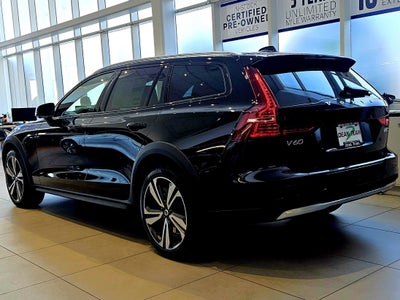 2026 Volvo V60 Cross Country Plus