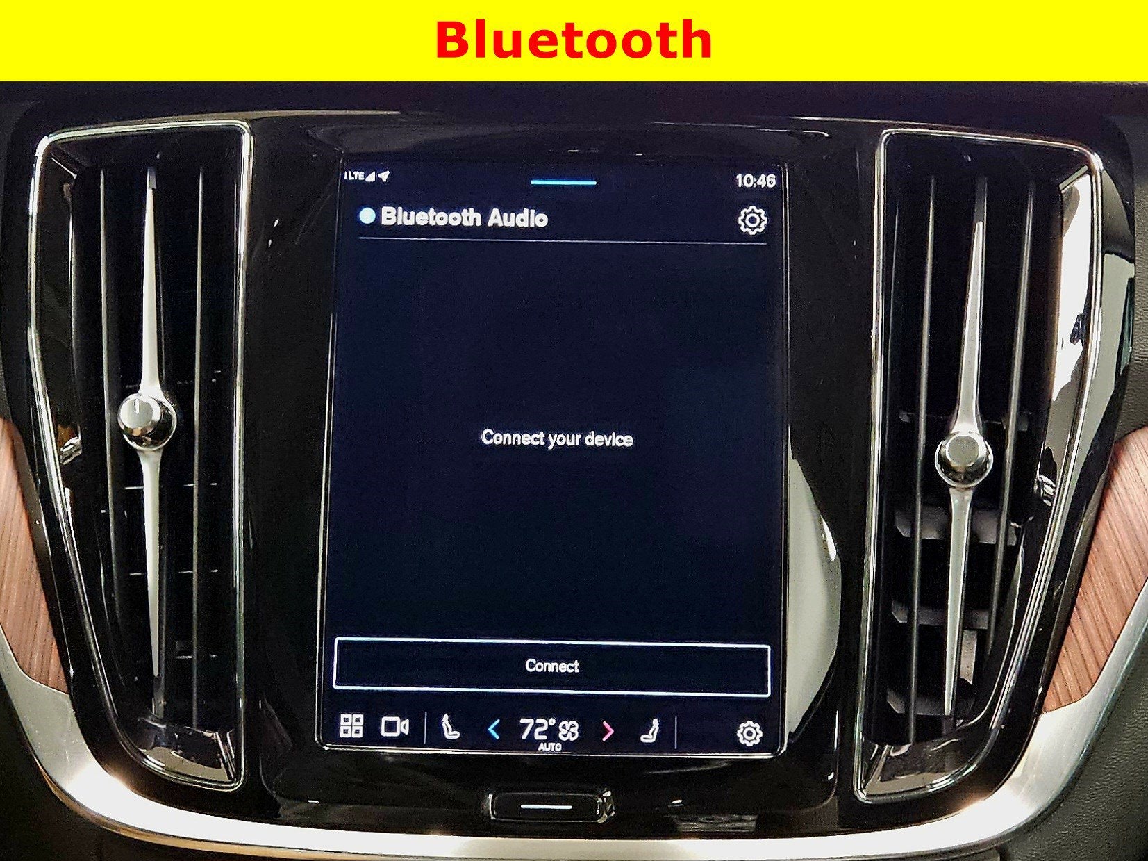 2024 Volvo V60 Cross Country Plus