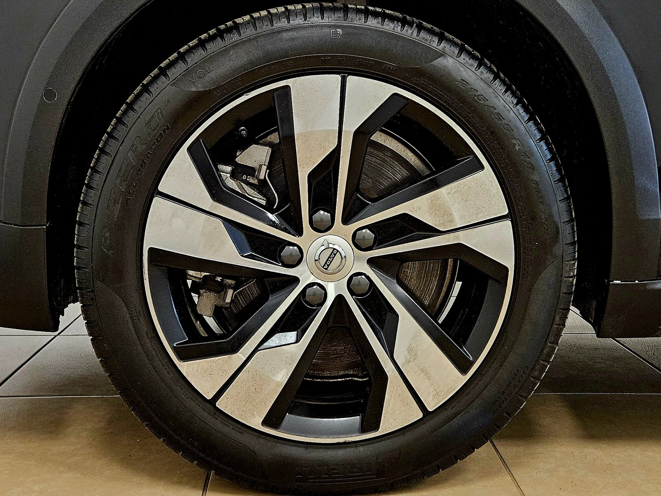 2024 Volvo V60 Cross Country Plus