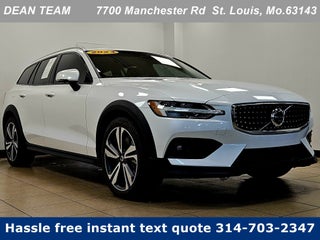 2023 Volvo V60 Cross Country Plus