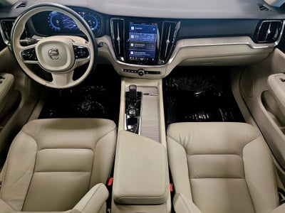 2023 Volvo V60 Cross Country Plus