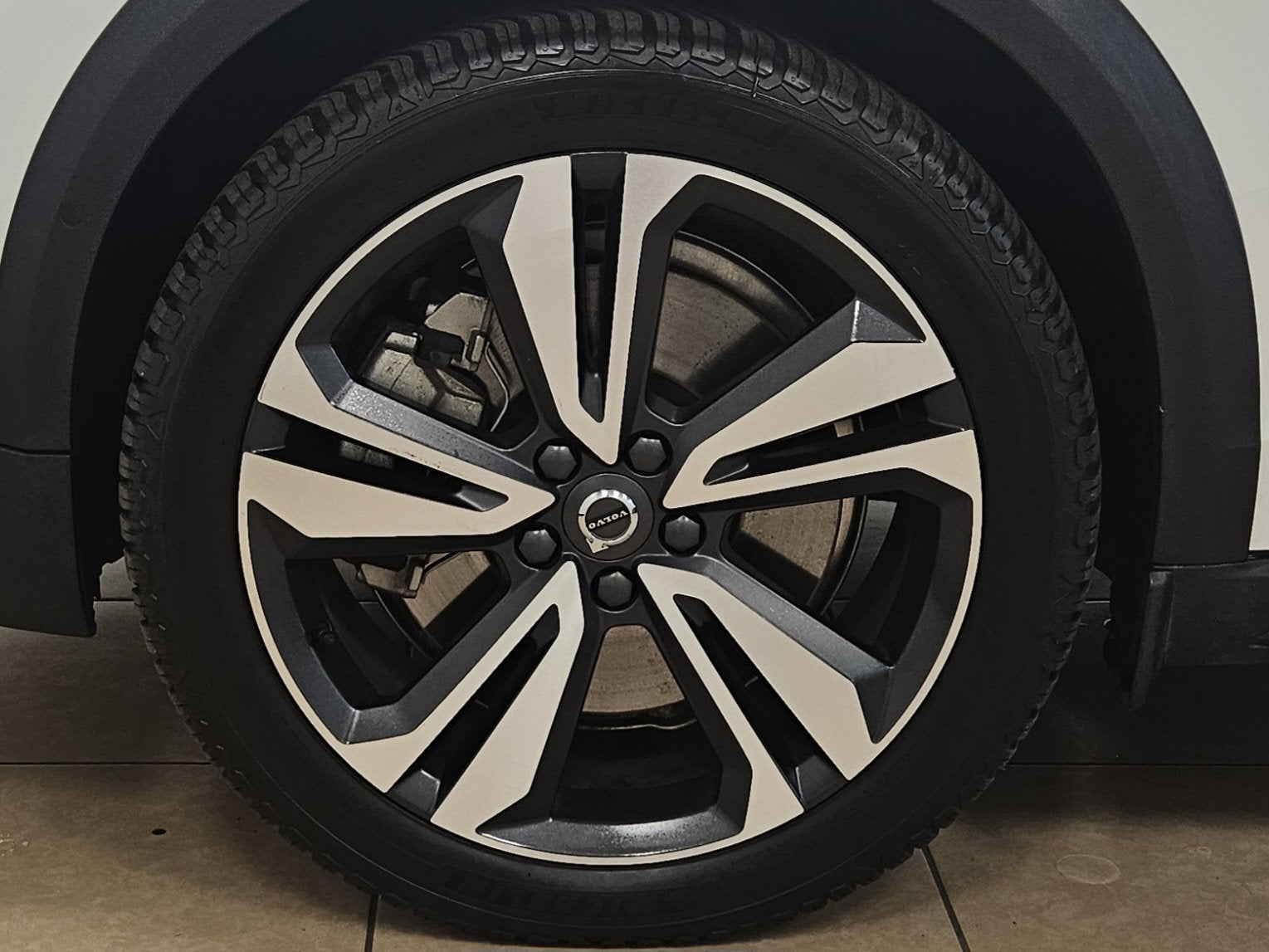 2023 Volvo V60 Cross Country Plus