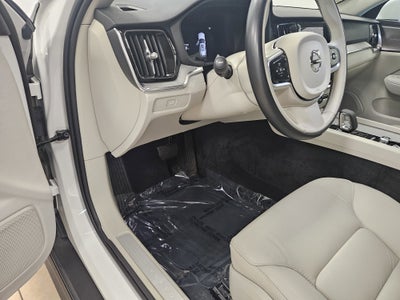 2023 Volvo V60 Cross Country Plus