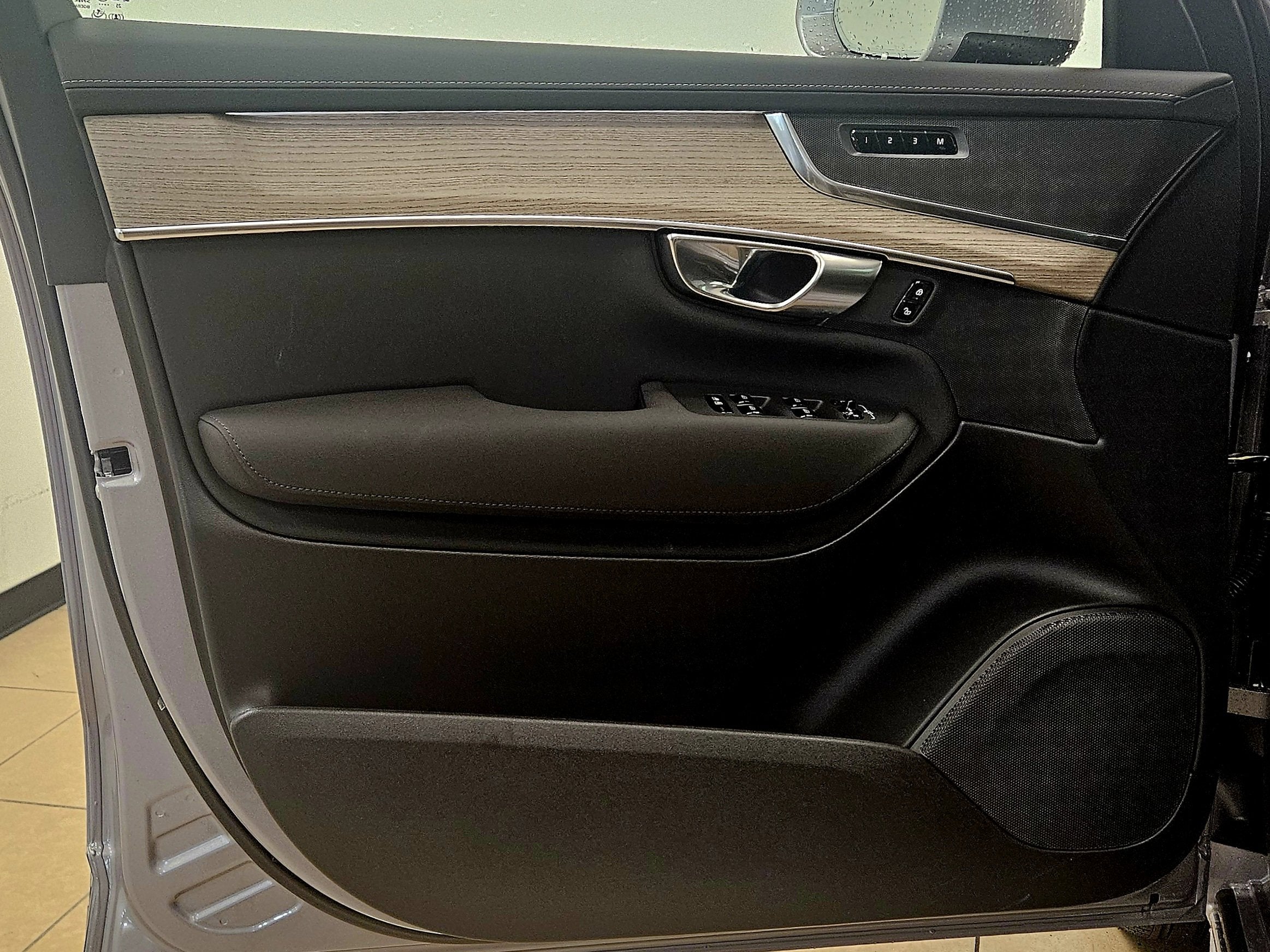 2026 Volvo XC90 Plus