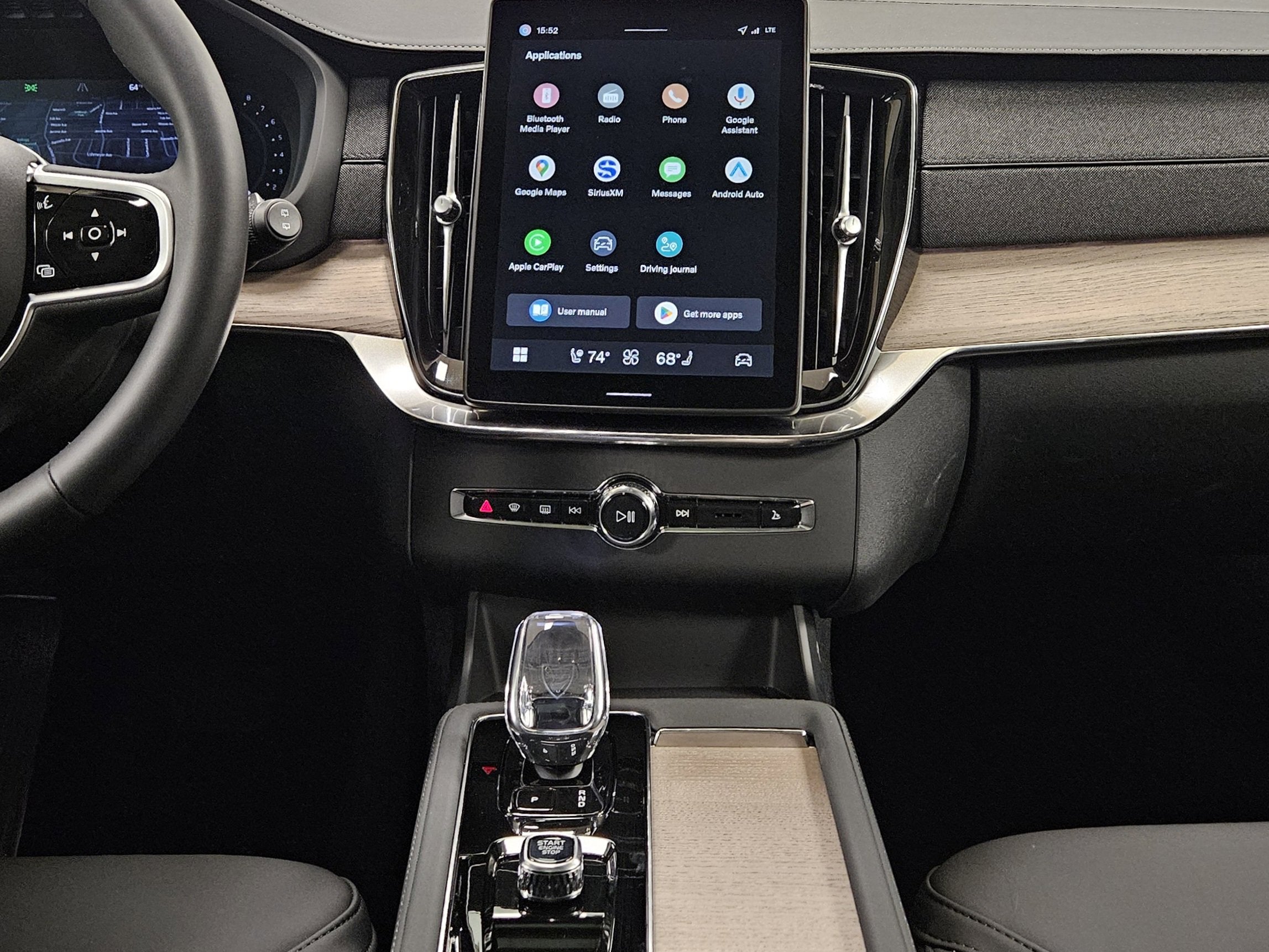 2026 Volvo XC90 Plus