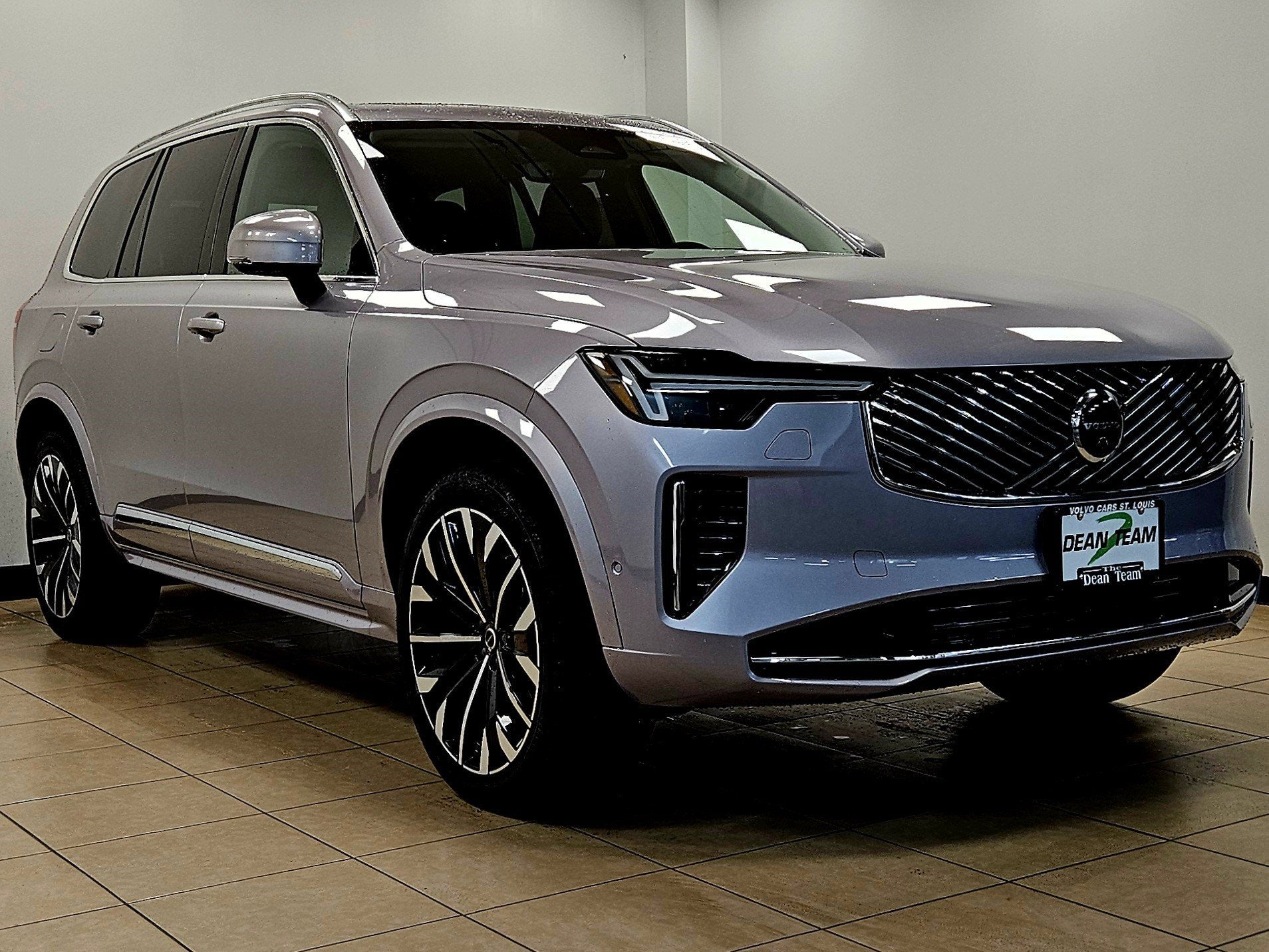 2026 Volvo XC90 Plus