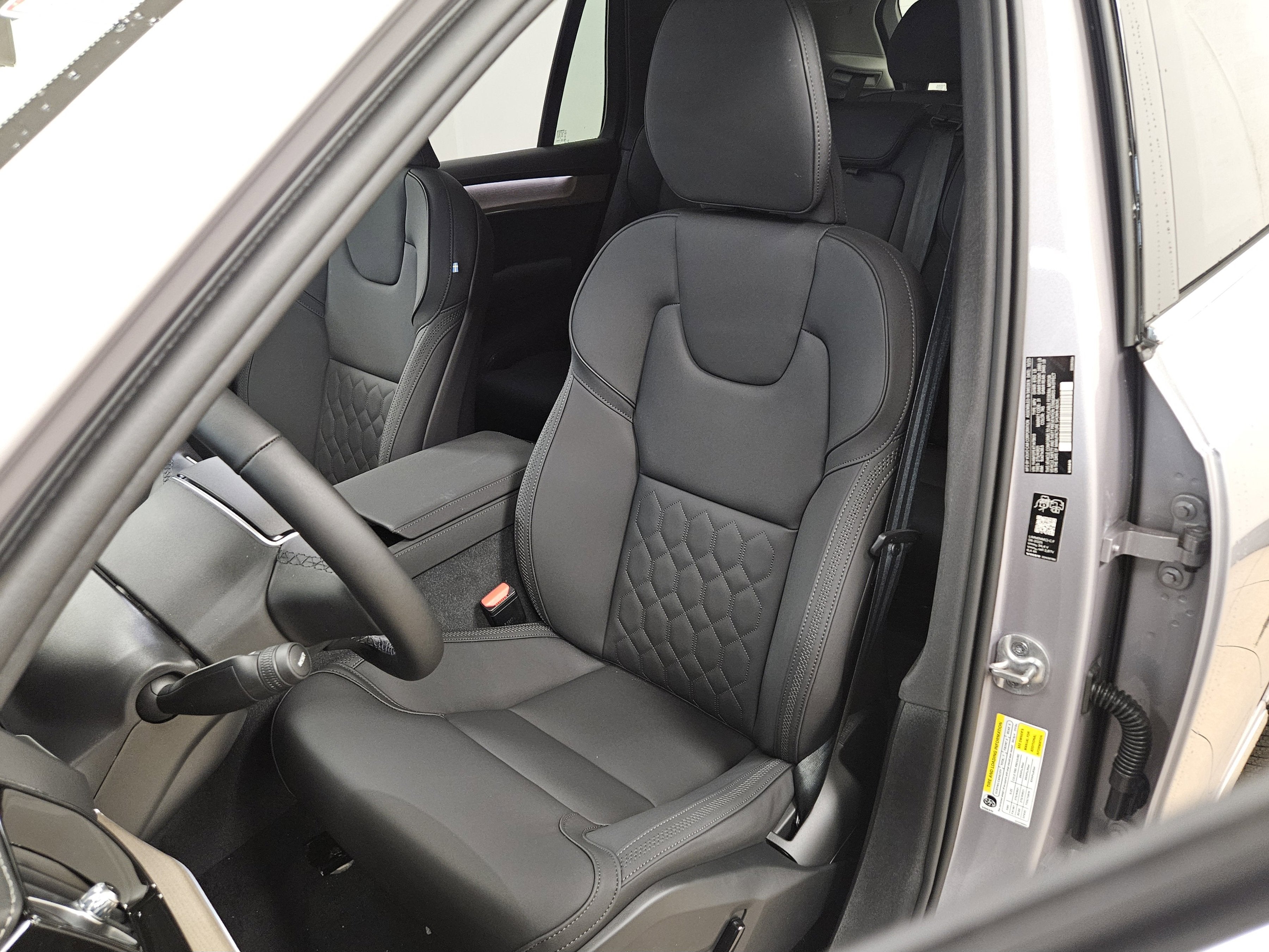 2026 Volvo XC90 Plus