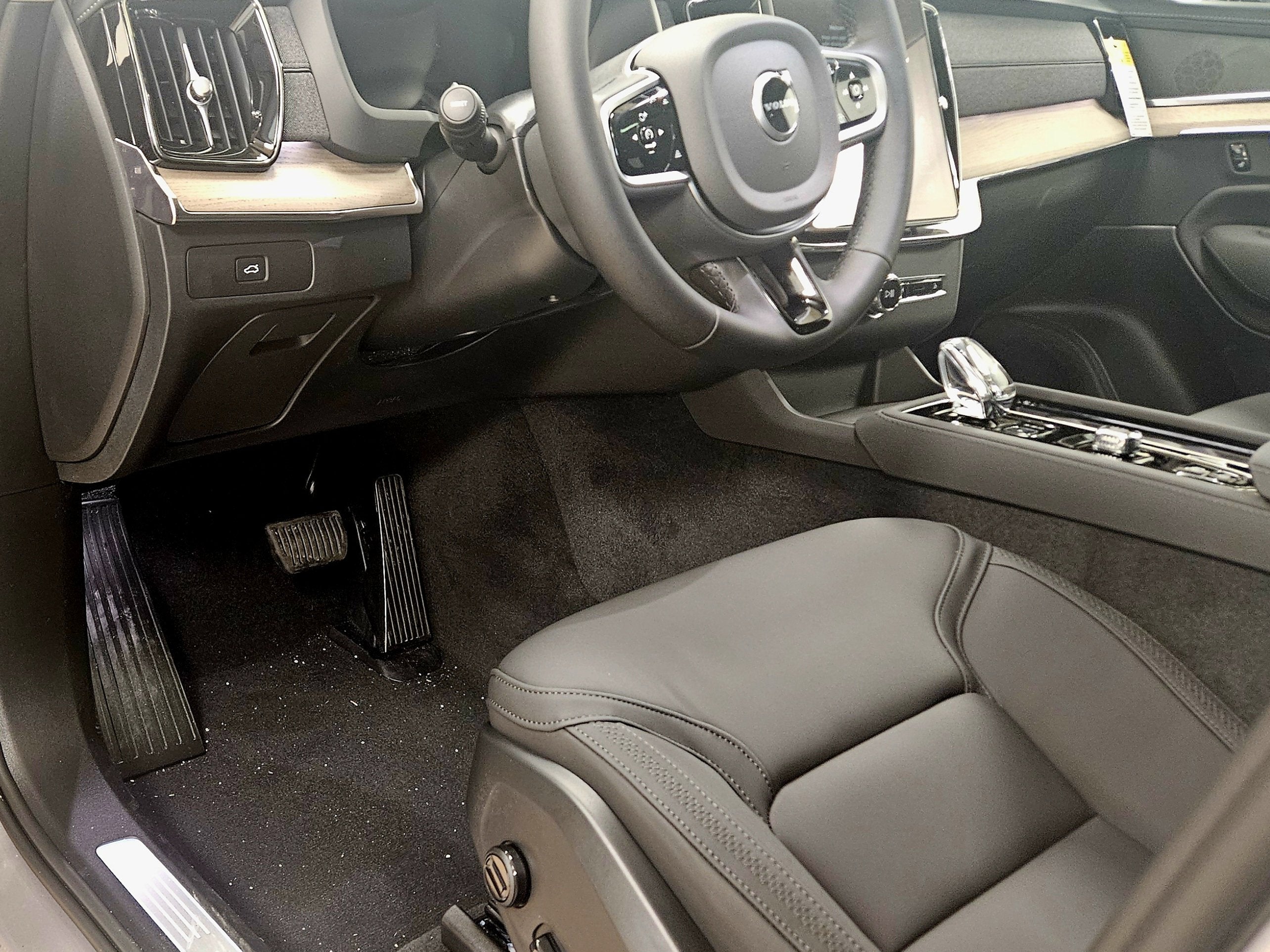 2026 Volvo XC90 Plus