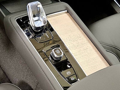 2026 Volvo XC90 Plus