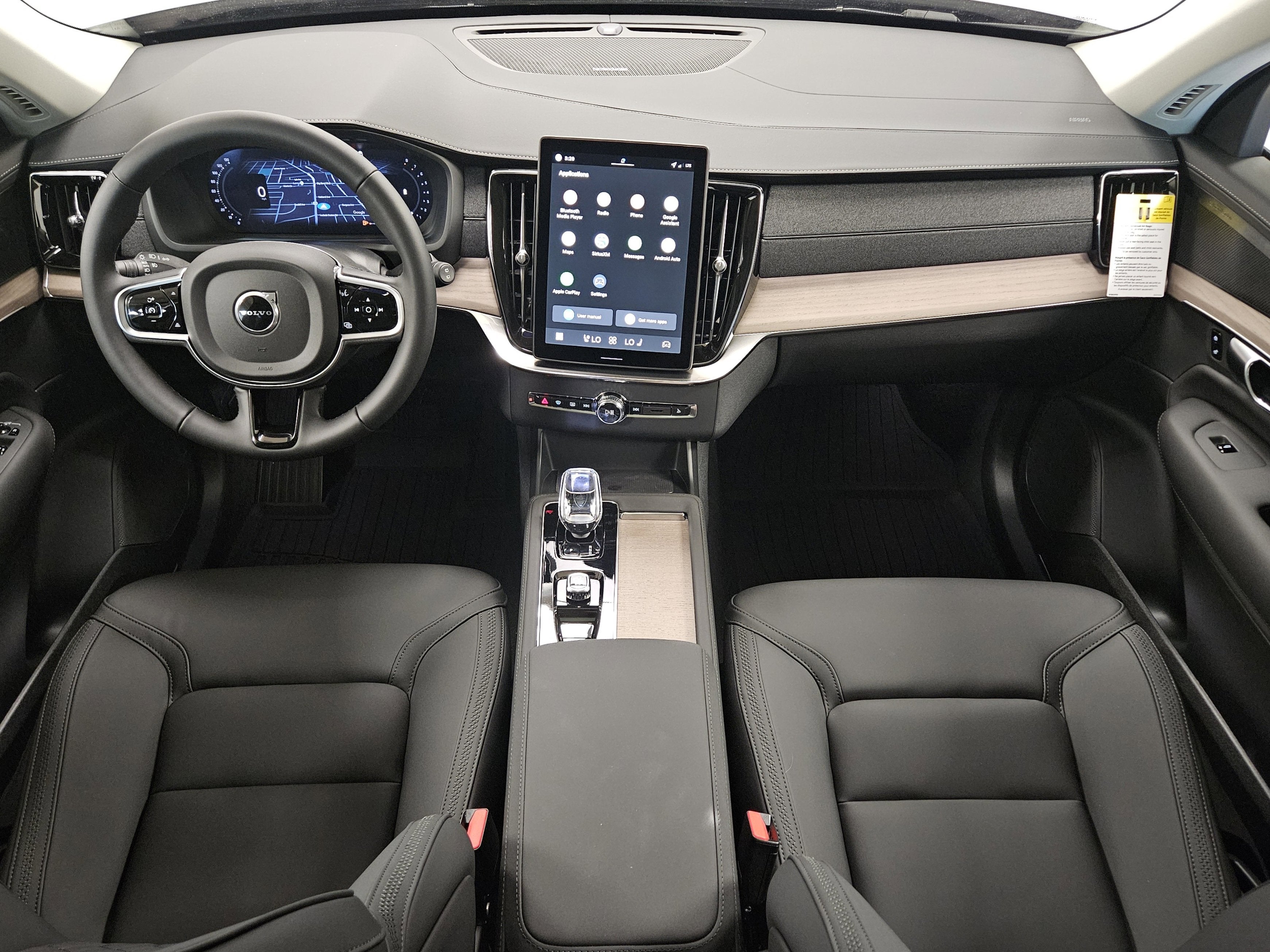 2026 Volvo XC90 Plus