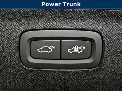 2026 Volvo XC90 Plus