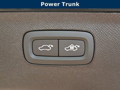 2026 Volvo XC90 B5 AWD ULTRA 7-SEATER