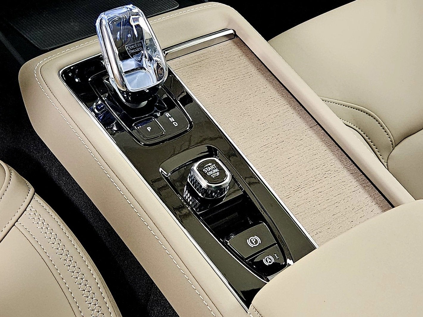 2026 Volvo XC90 Core