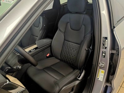 2026 Volvo XC60 Plus