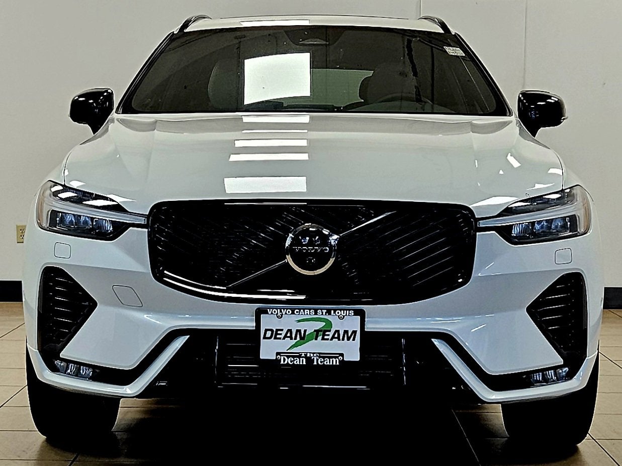 2026 Volvo XC60 Plus