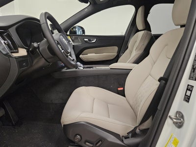 2026 Volvo XC60 Plus