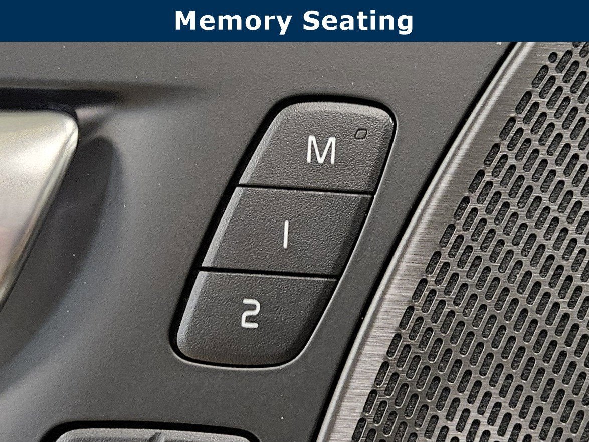 2026 Volvo XC60 Plus