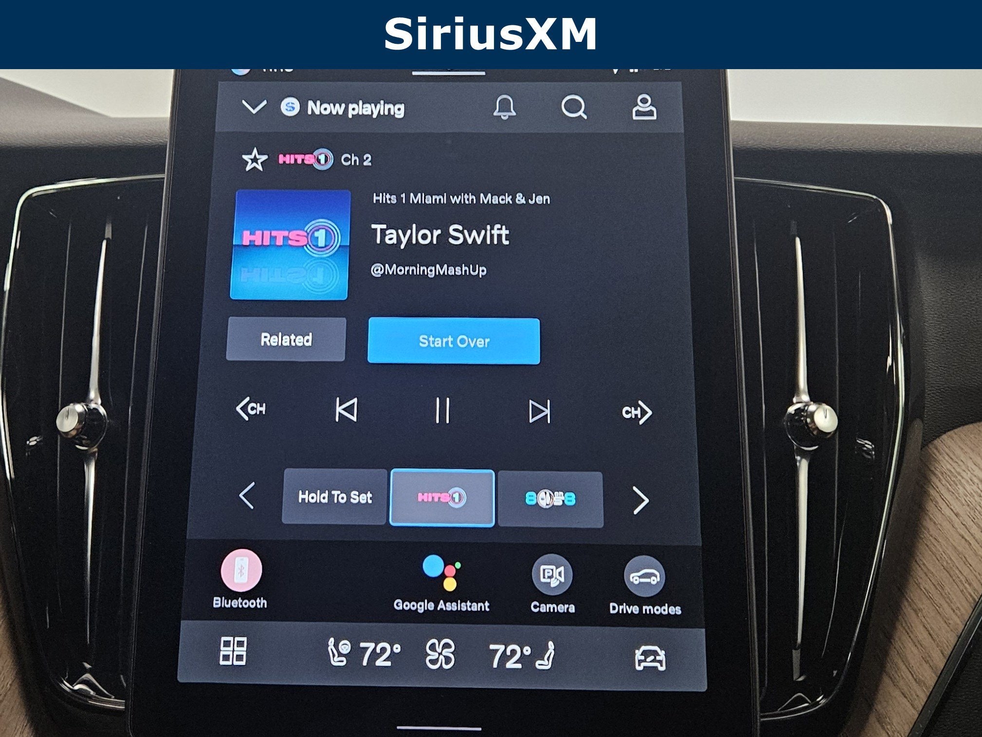 2026 Volvo XC60 Plus