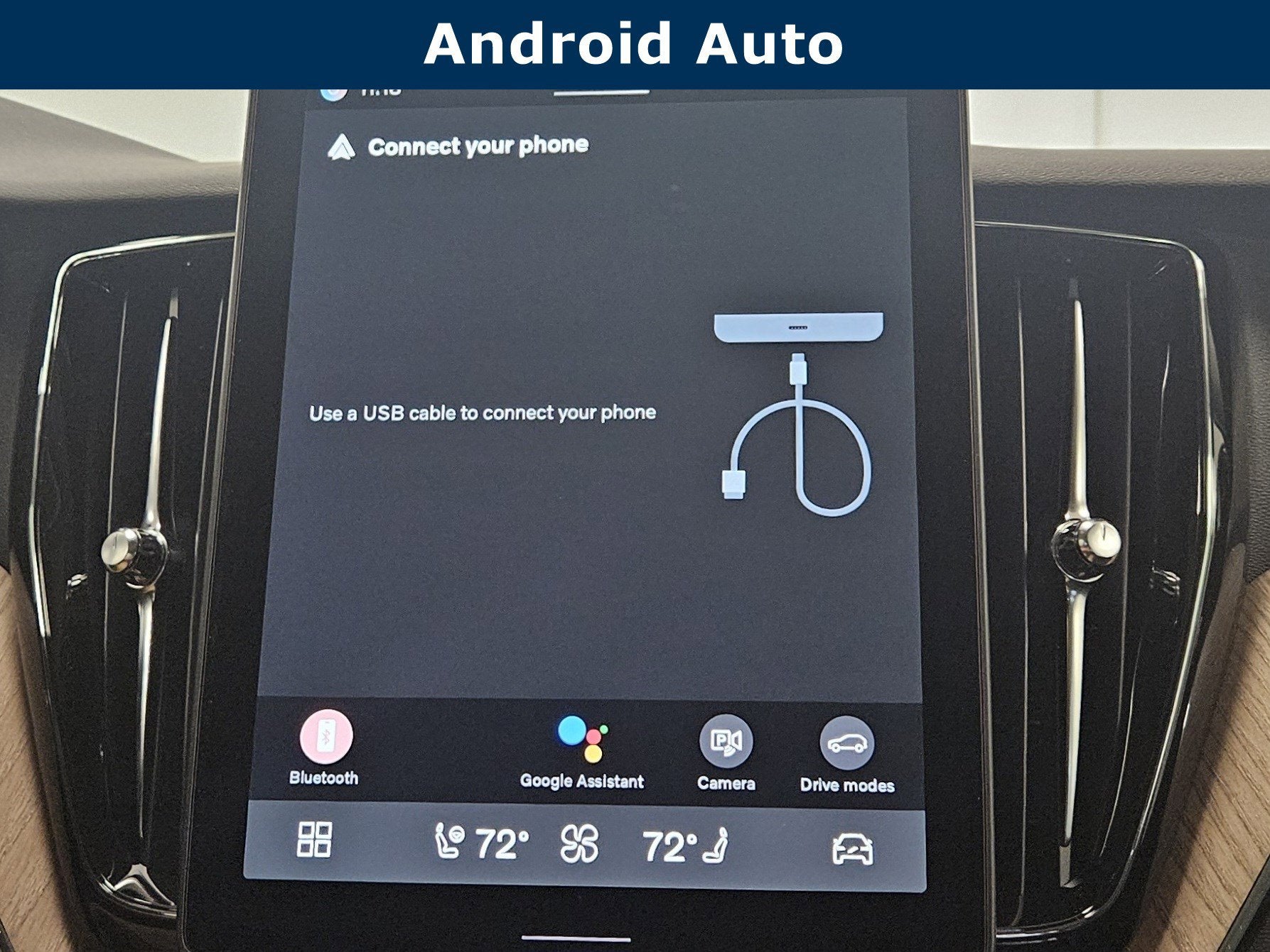 2026 Volvo XC60 Plus