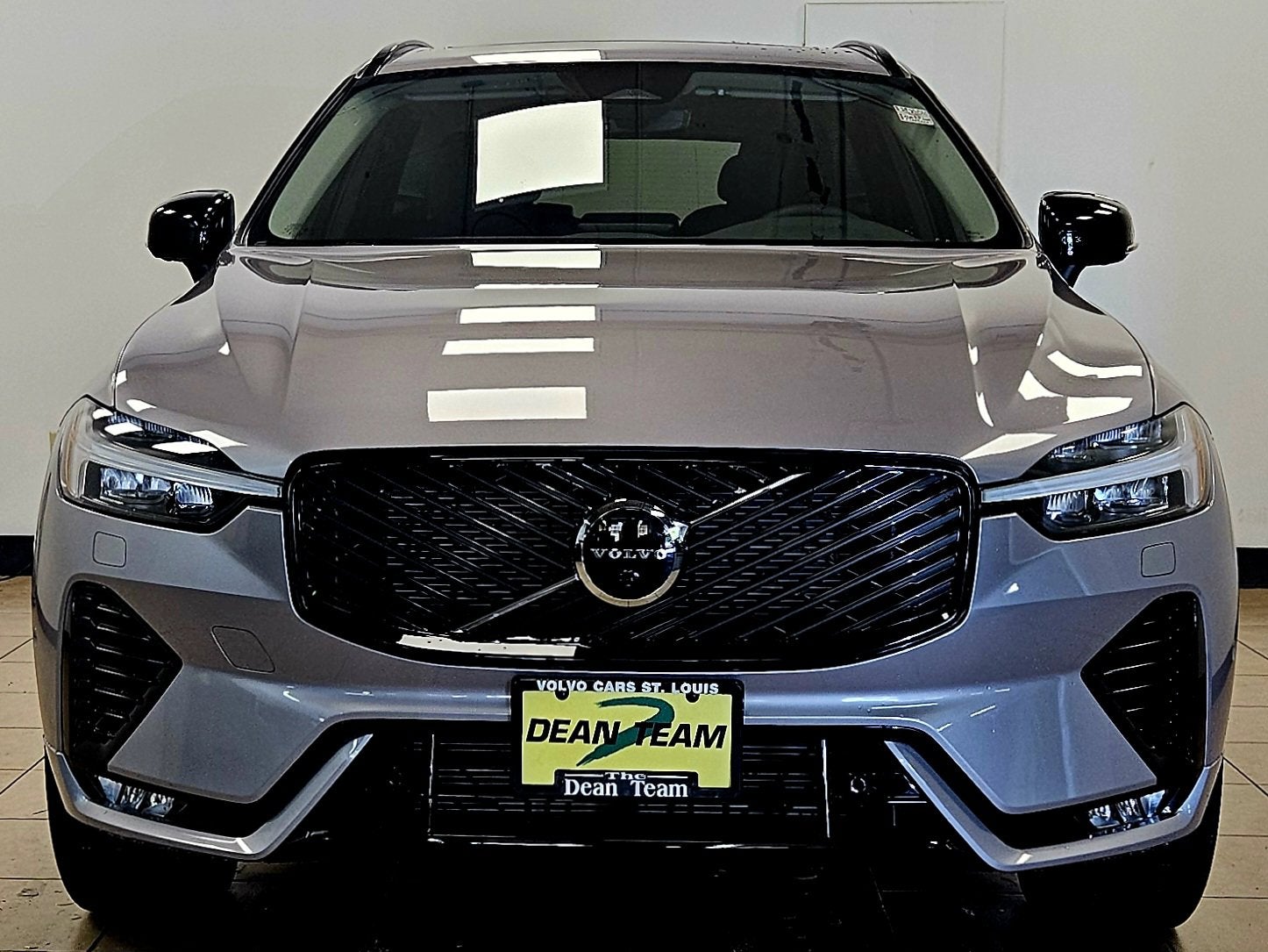 2026 Volvo XC60 Plus