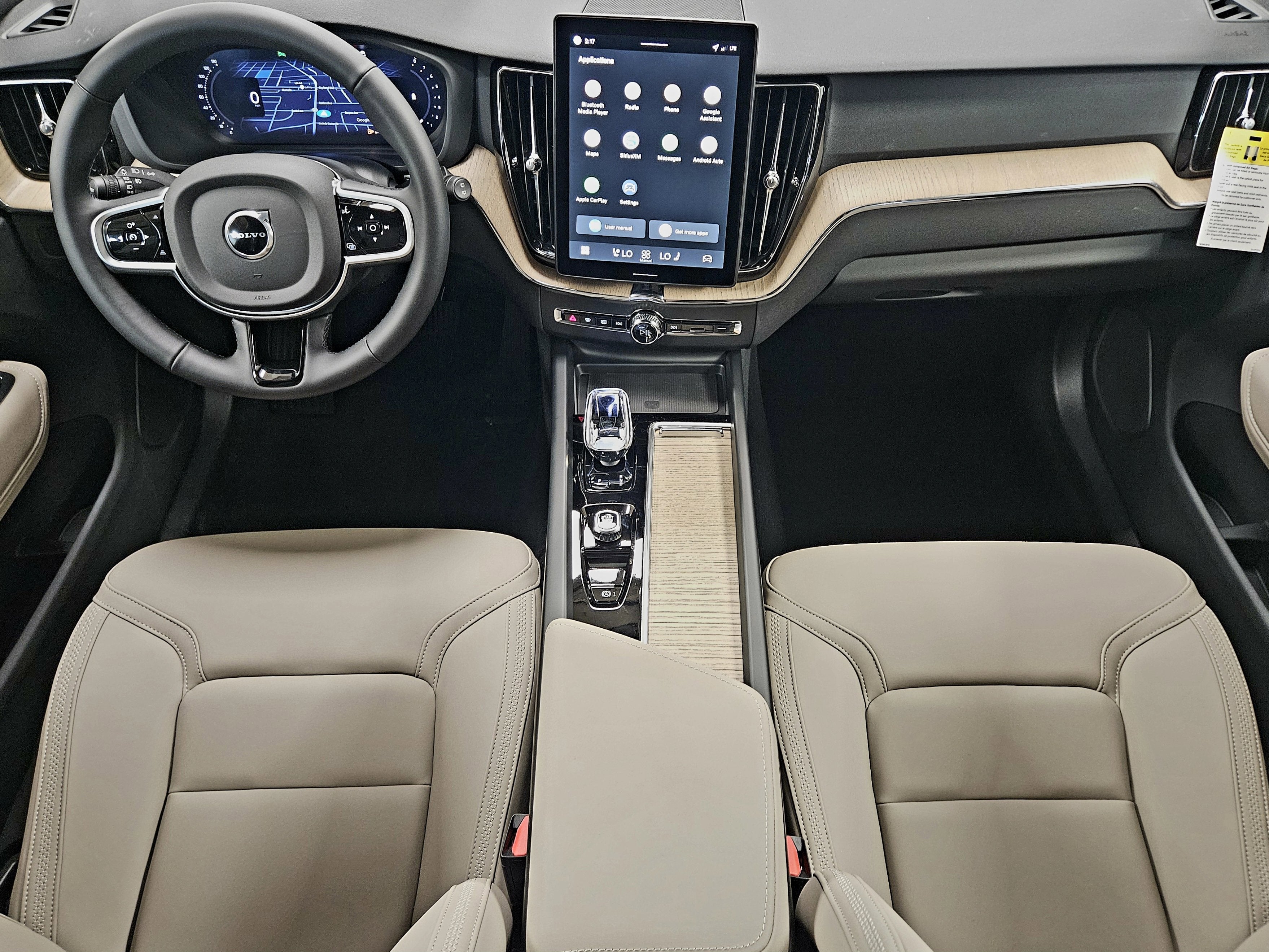 2026 Volvo XC60 Plus