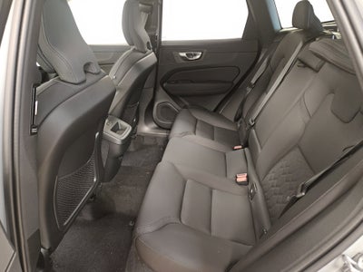 2026 Volvo XC60 Plus