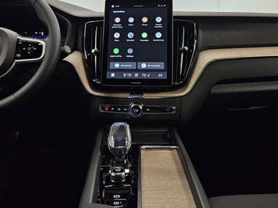 2026 Volvo XC60 Plus