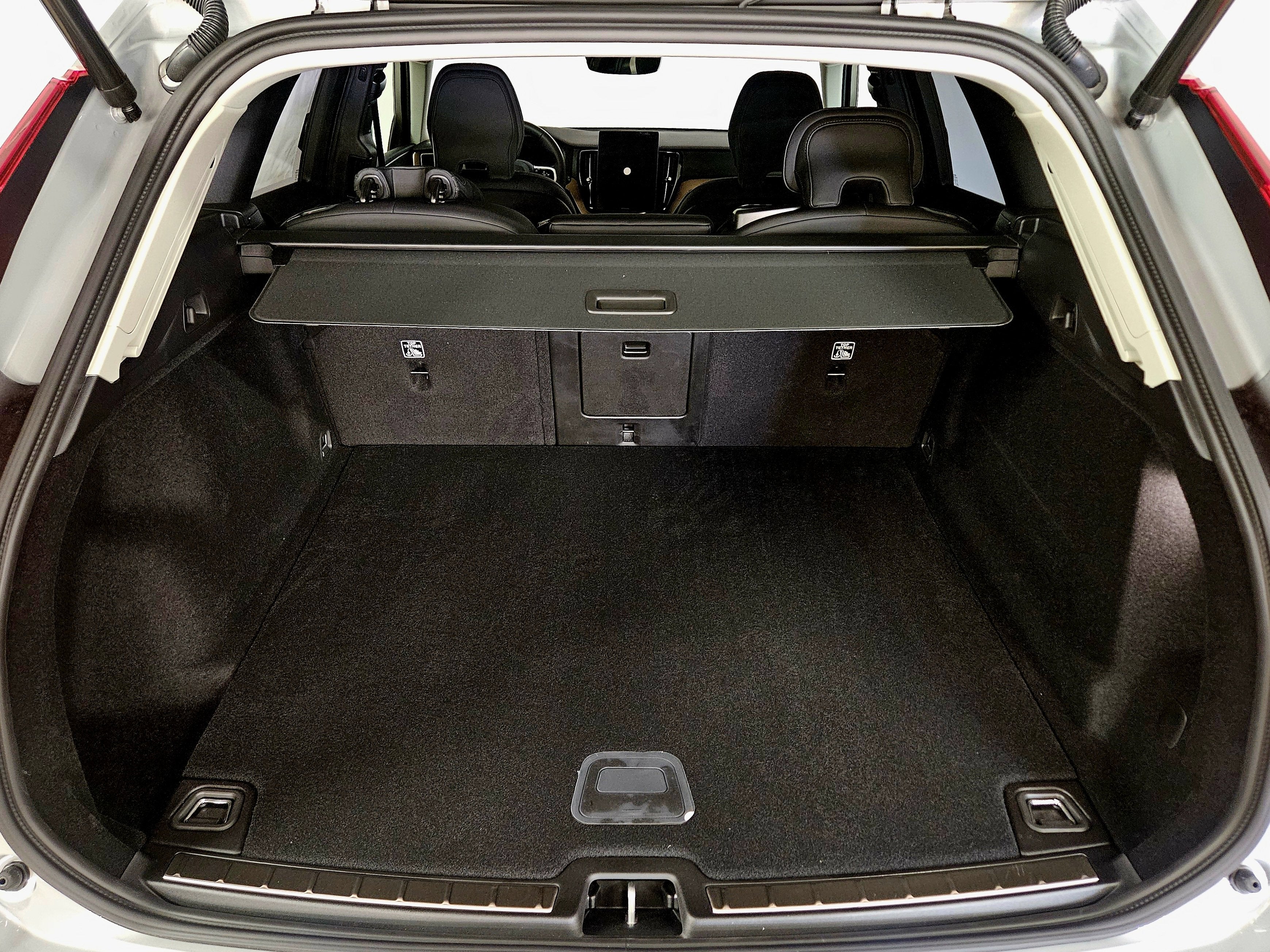 2026 Volvo XC60 Plus