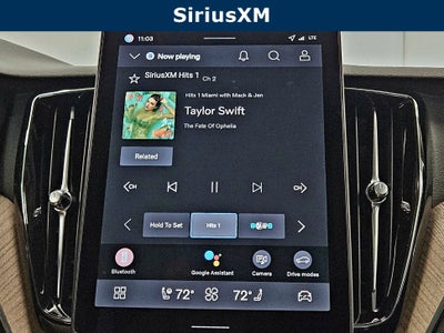 2026 Volvo XC60 Plus